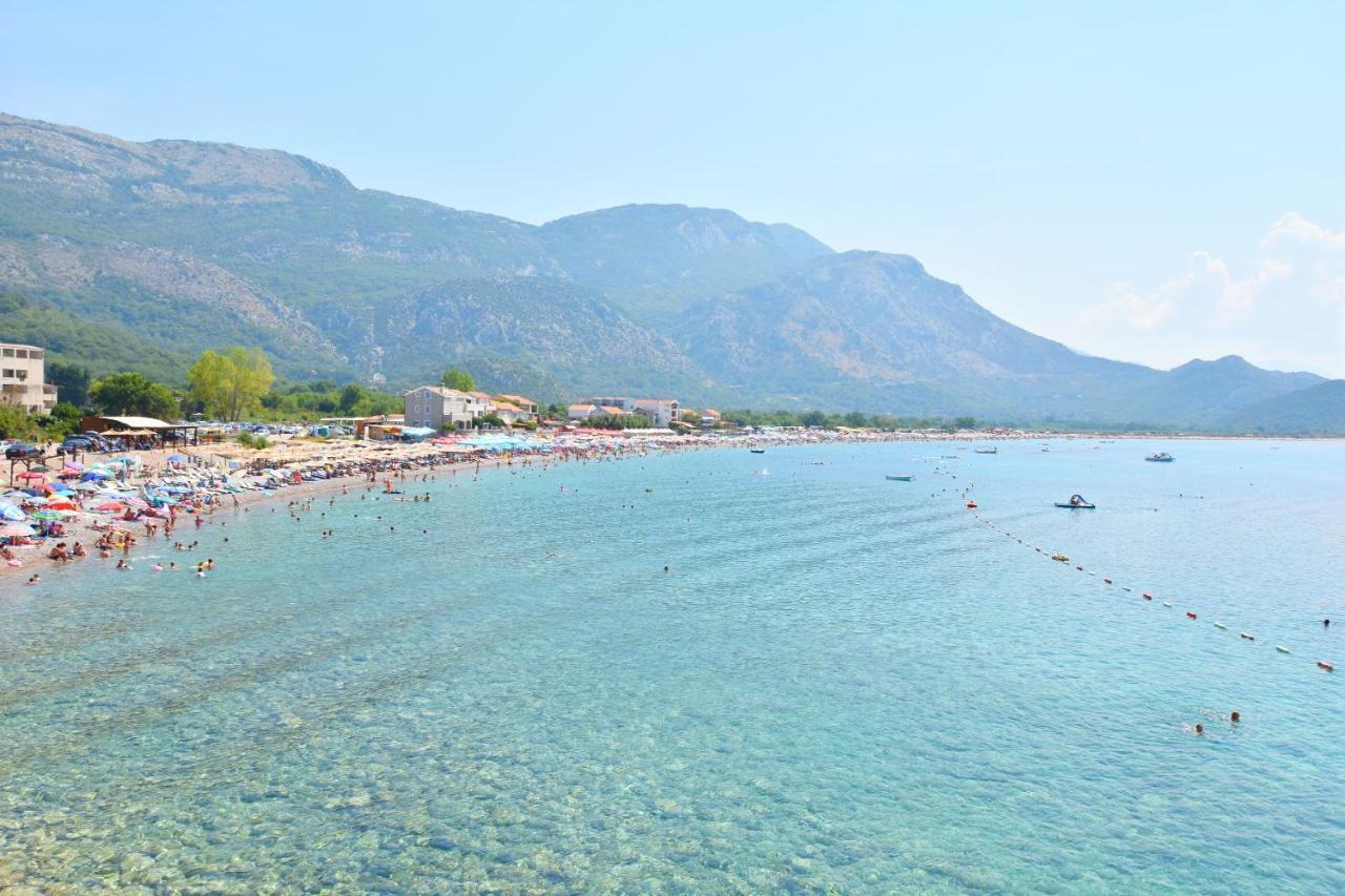 Apartments Siljak Petrovac Luaran gambar