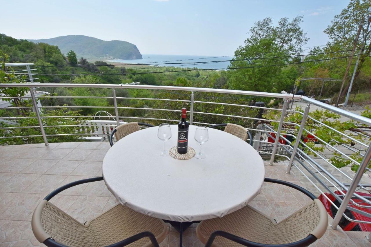 Apartments Siljak Petrovac Luaran gambar