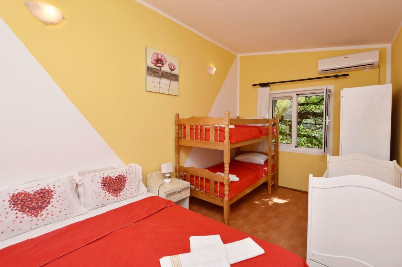 Apartments Siljak Petrovac Luaran gambar